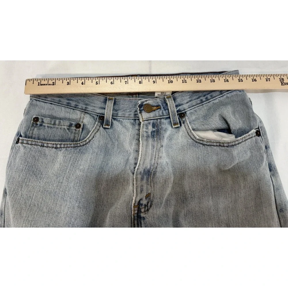 Levis signature by